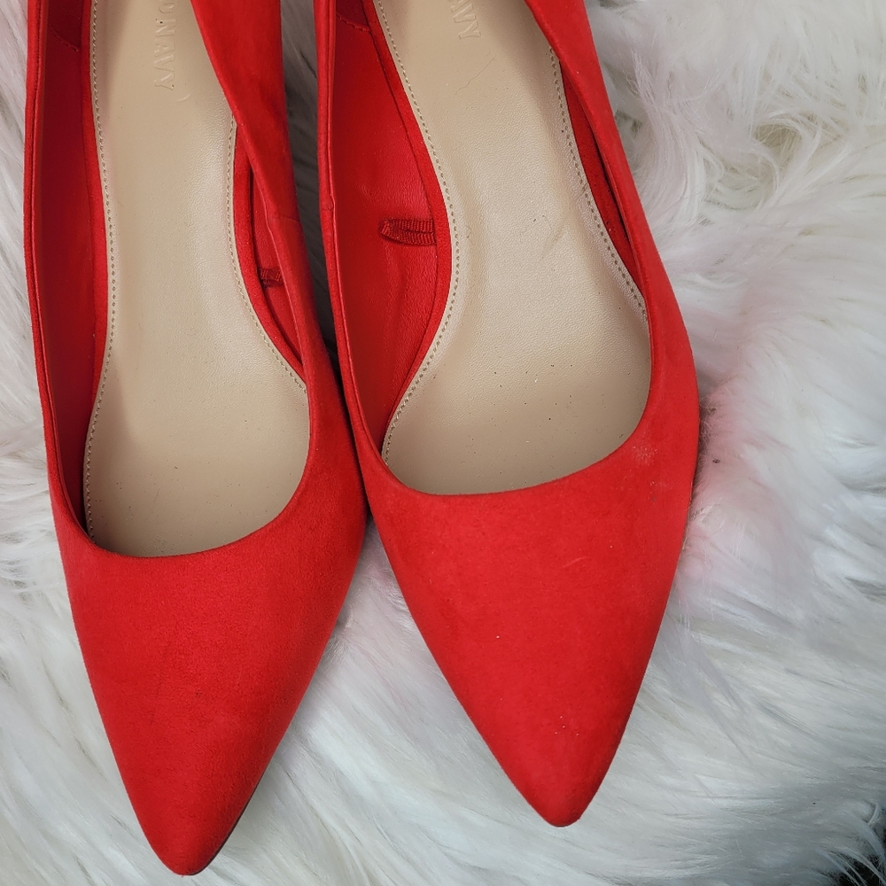 NWOT old Navy pumps - Picture 2 of 6